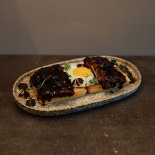 Вафлі з куркою bbq