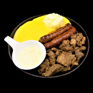 Pastrama si carnati de oaie cu mamaliguta si branza de burduf