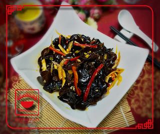 C4 ჩინური შავი სოკოს სალათი მომჟავო საწებელში