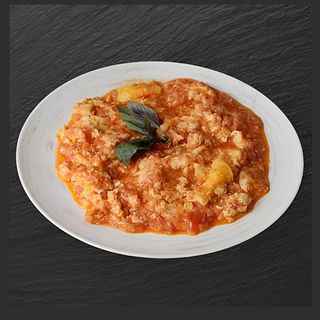 Լոլիկով ձվածեղ