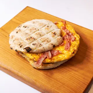 Omlet sa šunkom i sirom