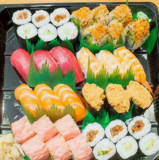 Bandeja De Sushi Variada 3 Personas (36 Uds.)