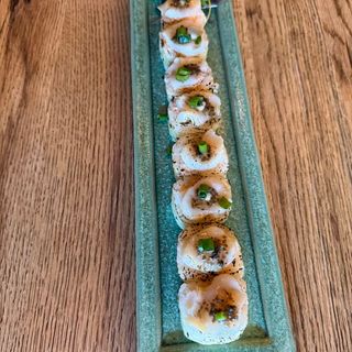 Scallop trufa roll.