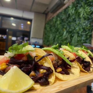 Tacos Veganos (4 Uds.)