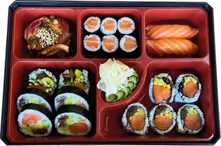 Sake Bento (19 szt.)