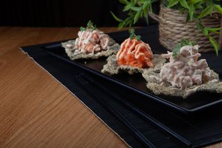 Trio Crunchy Crakers