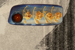 Хрупкави топчета от скариди със  сладък чили сос