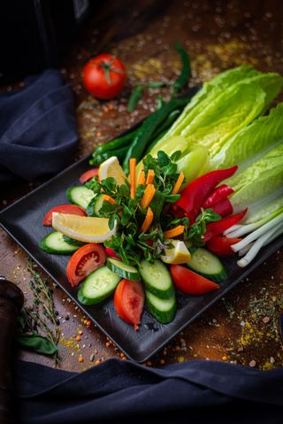 Platou de legume proaspete