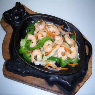 Gambas con salsa sacha
