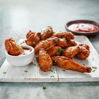 Alitas de Pollo Barbacoa Mediana (6 uds.)