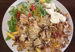 Plato con Ensalada