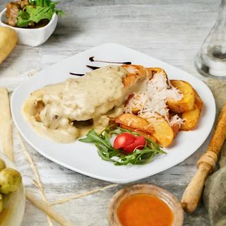 Piletina u pesto sosu