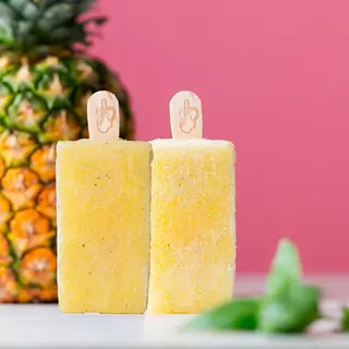 2 Gelados Colé Abacaxi com Hortelã