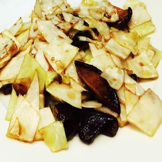 Col Y Setas Chinas Salteadas