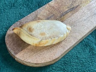 Empanada Camaron Queso