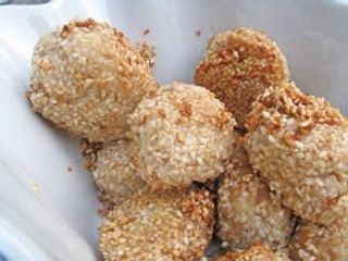 Polpette di sesamo con crema fagioli rossi 3p