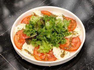 Салат Капрезе 250г