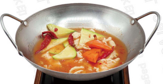 215. Piccola padella con pollo