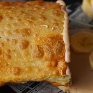 Pastel creme kinder e banana