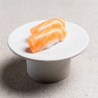 Nigiri De Salmón (2 Uds.)