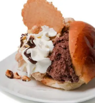 Brioche con gelato
