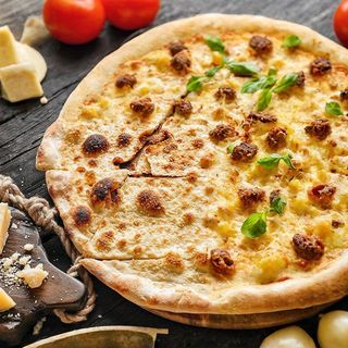 Focaccia cu parmezan