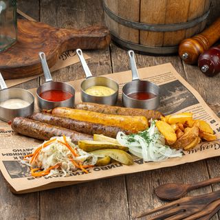 Ассорти из колбасок на 2 персоны