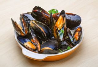 Mejillones Al Vapor