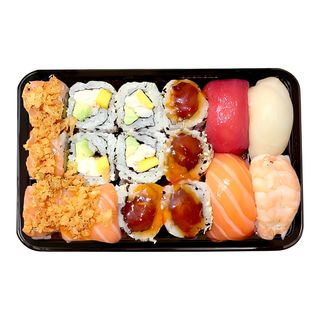 B12. Especial Salmão 16 Peças