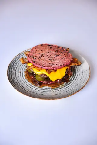 Cheddar Burger