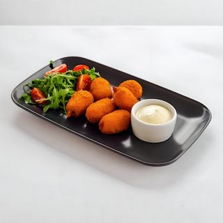 Misto di olive, crocchette e chele di granchio - 10 pezzi