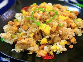 Arroz con Pollo y Salsa Soja