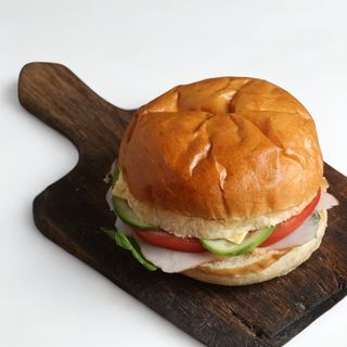 Սենդվիչ խոզապուխտով