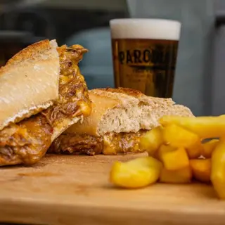 Sándwich de ternera y cheddar