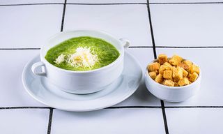 ისპანახის და პრასის კრემ-სუპი