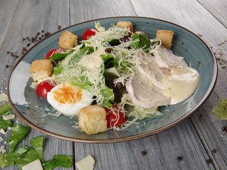 Салат «Цезар» з куркою (220g)