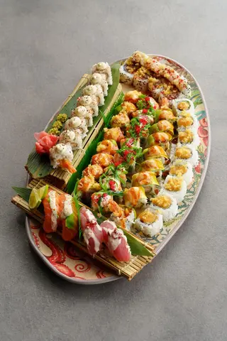 Sushi Royal combo 52 zalogaja