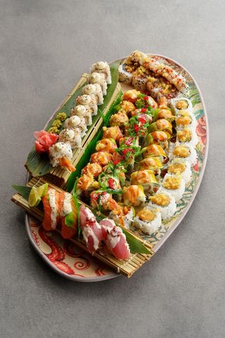 Sushi Royal combo 52 zalogaja