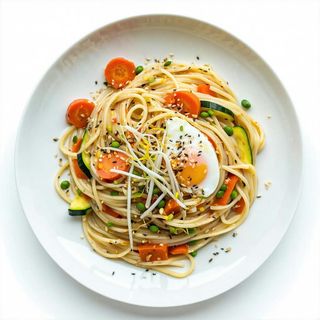 39. Spaghetti saltati con verdure miste