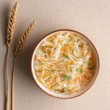 Салатик з квашеної капусточки