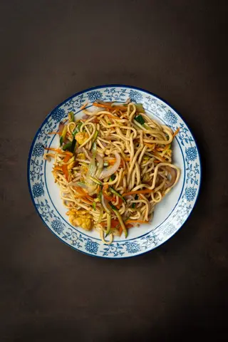 Lamian saltato verdure