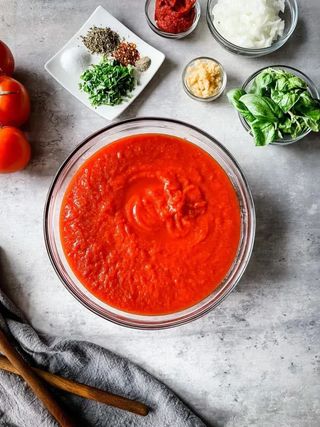 Our Own Pizza Pazzo sauce /Доматен сос приготвен от нас