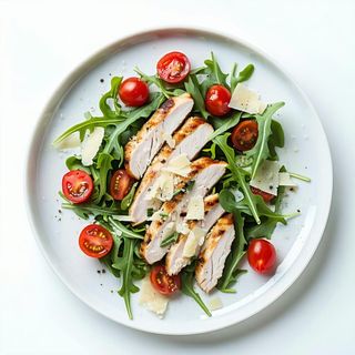 Fette di tacchino rucola pomodorini e grana