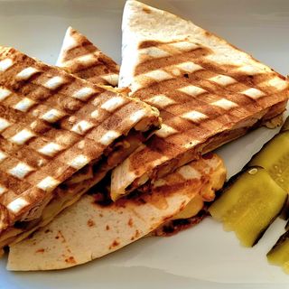 Quesadilla cu pui  420gr