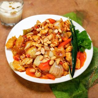 Piletina na gonbao način (ljuto)