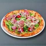 Pizza Filetto rucola e scaglie