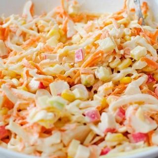 Салат з морквою по-корейські, яйцем та овочами