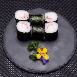 48. Hosomaki Surimi 6pz