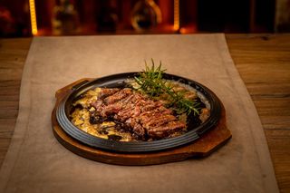 Antricot de Argentina pe plită condimentat