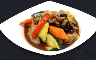 71. Manzo con verdure